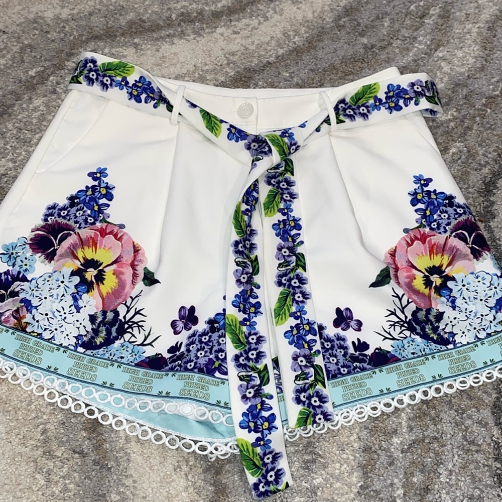 women’s shorts